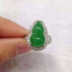 传世翠轩  冰种满绿葫芦戒指，翡翠戒指 裸石：15*9*5mm，高性价比，完美，特价