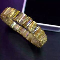 春美水晶  钛晶手排 颜色金黄 版钛效应强 22.8克 11*7毫米 超值哦