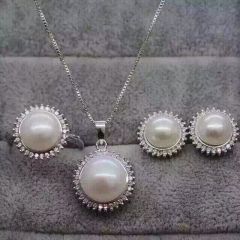 辰轩珠宝 精美珍珠套装 纯银 戒指 耳钉 项链 9-10mm 10-11mm