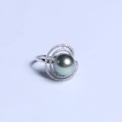 唯珍珠宝 精美珍珠戒指 18K大溪地海水孔雀绿戒指 规格10-11 正圆无暇