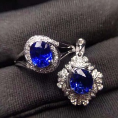 斯里兰卡原矿 天然极品蓝宝石套装 18K金配钻石镶嵌 戒指+ 吊坠